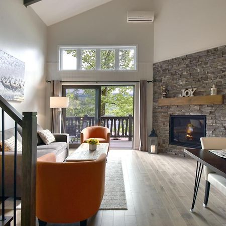 Stunning Condo - View On Lake Tremblant & Mountain Mont-Tremblant Zewnętrze zdjęcie