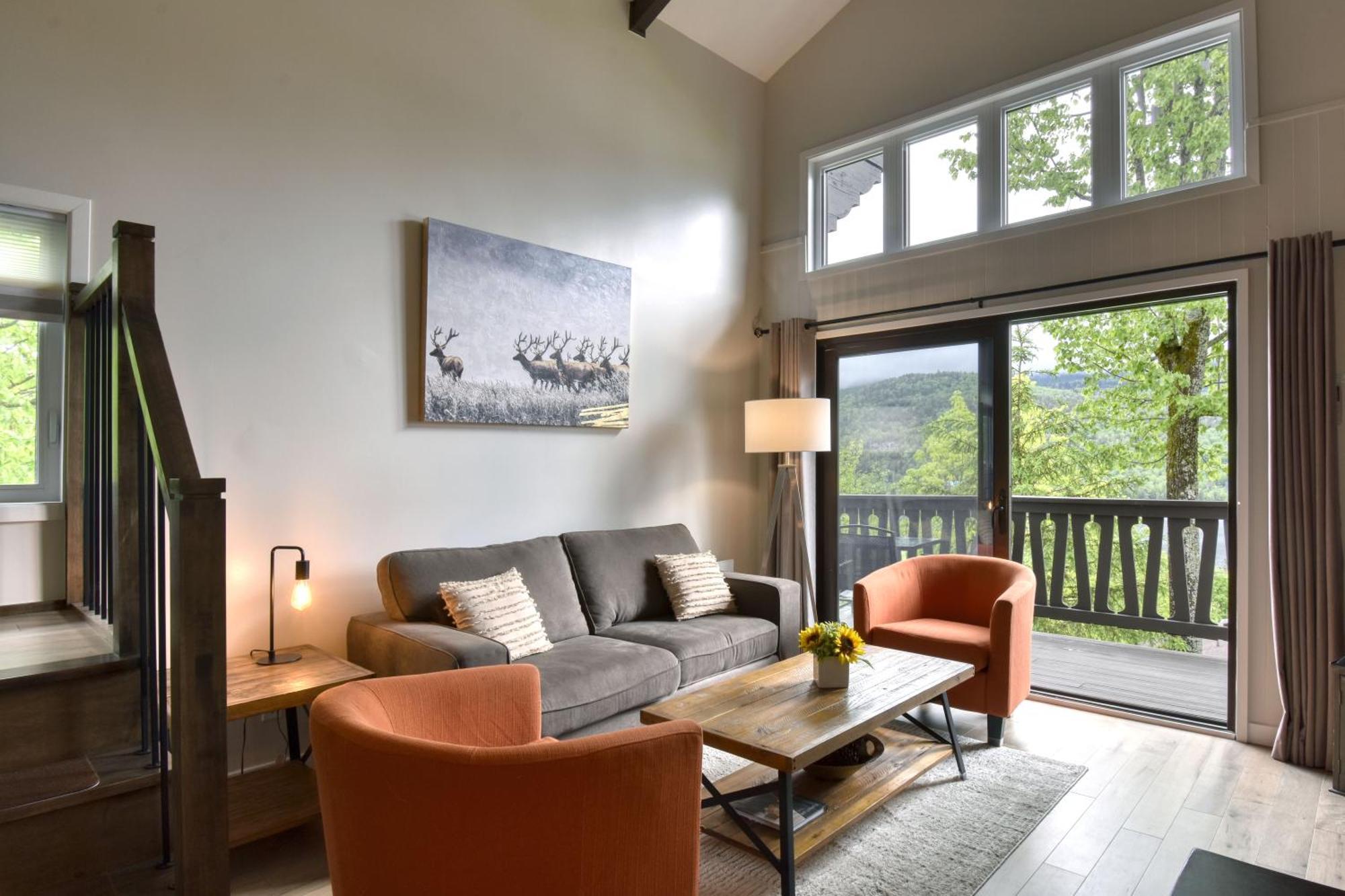 Stunning Condo - View On Lake Tremblant & Mountain Mont-Tremblant Zewnętrze zdjęcie