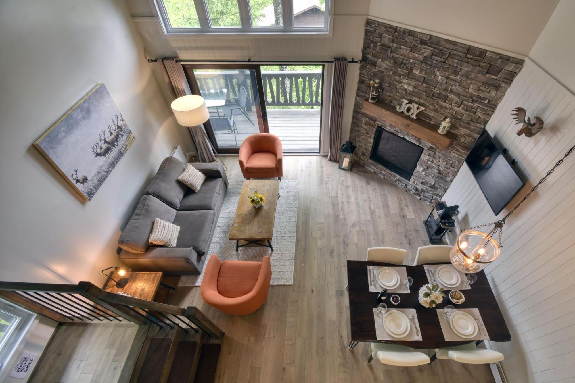 Stunning Condo - View On Lake Tremblant & Mountain Mont-Tremblant Zewnętrze zdjęcie